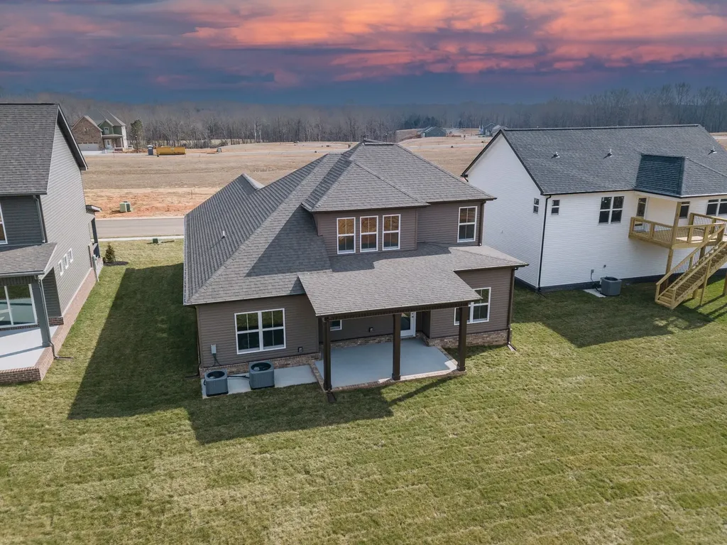 8 Miller Farm Clarksville TN 37043