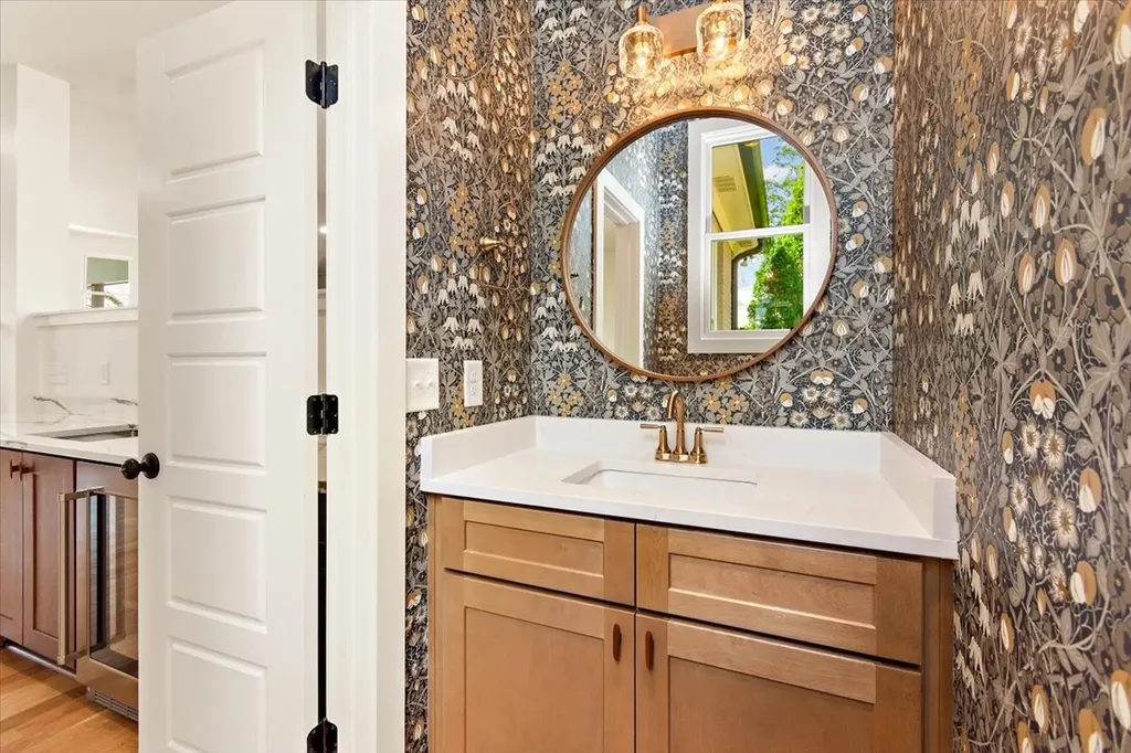 1409 Sneed Road, W Franklin TN 37069