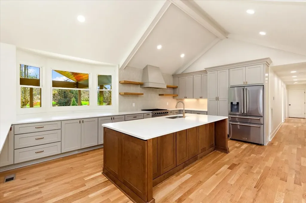 1409 Sneed Road, W Franklin TN 37069