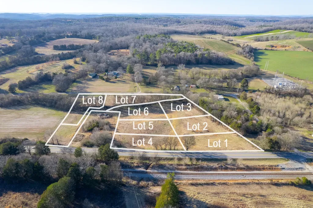 7 County Road 27 Riceville TN 37370