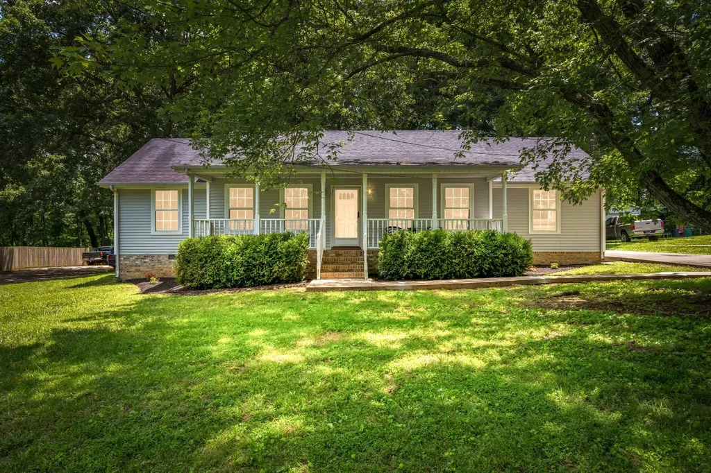 108 Friar Tuck Drive Dickson TN 37055