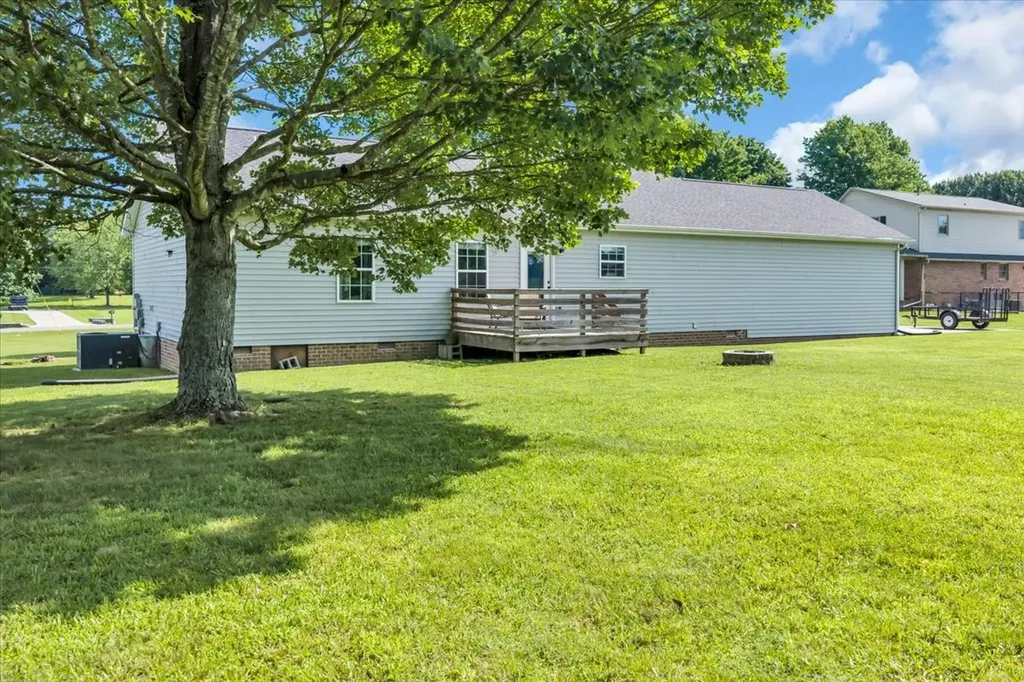 164 Lillie Road Hillsboro TN 37342