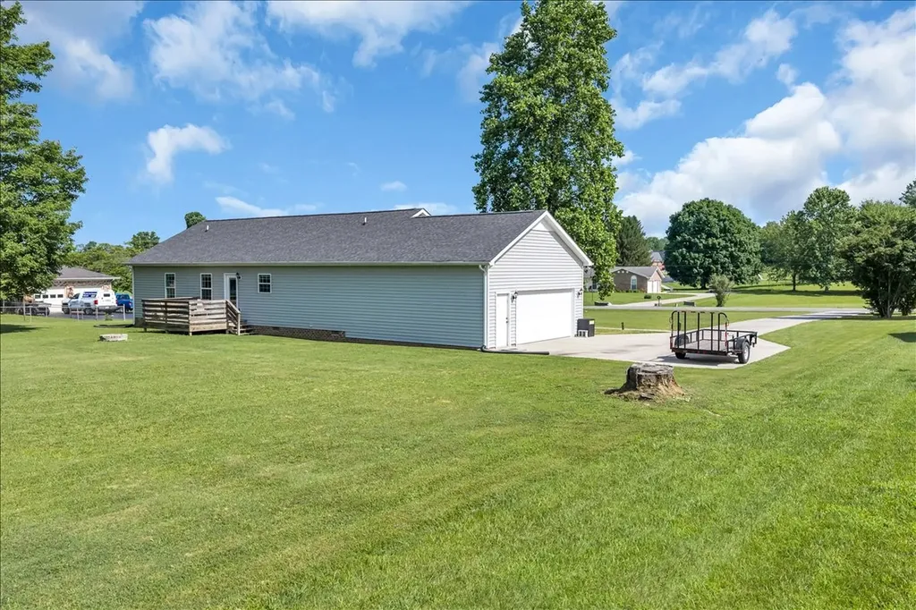 164 Lillie Road Hillsboro TN 37342