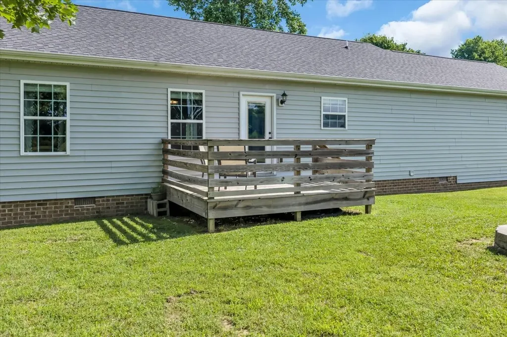 164 Lillie Road Hillsboro TN 37342