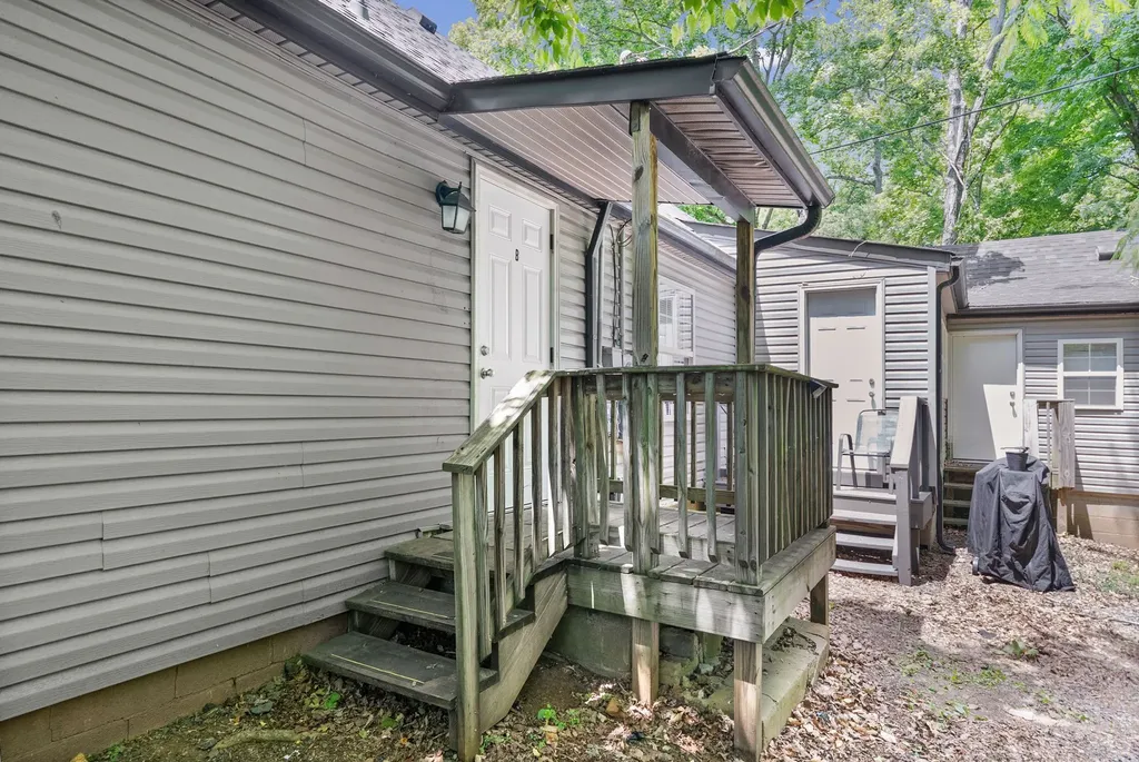 1541 Madison Street Clarksville TN 37040