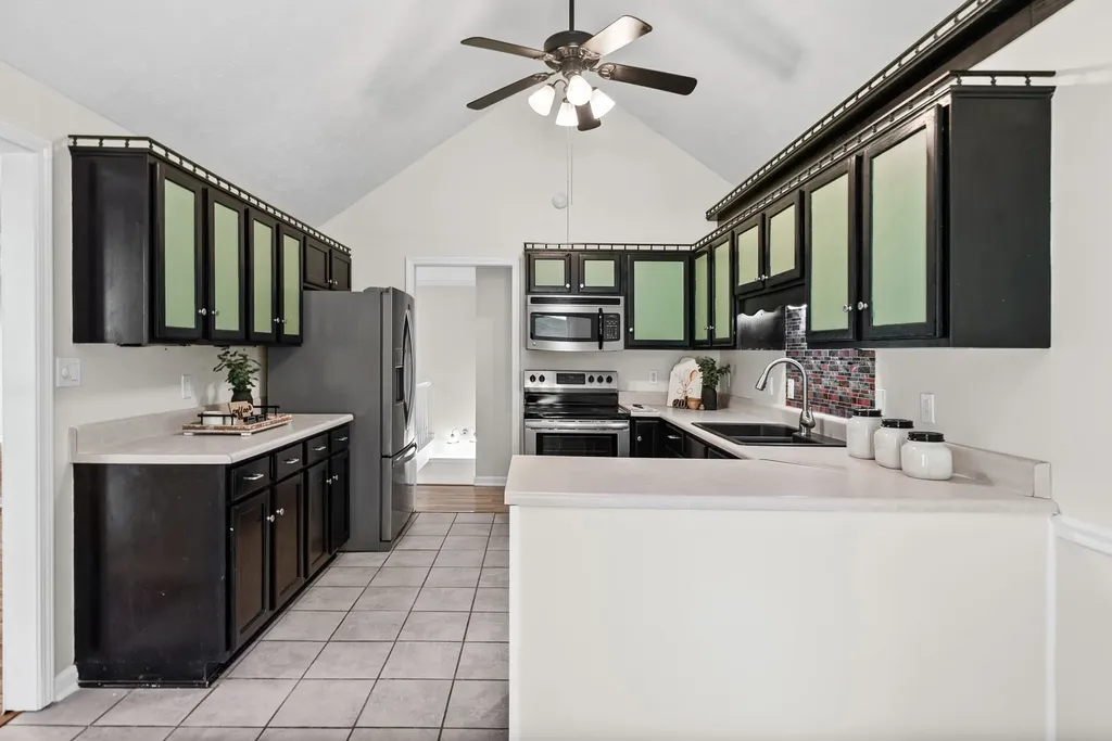 353 Deepwood Trail Clarksville TN 37042