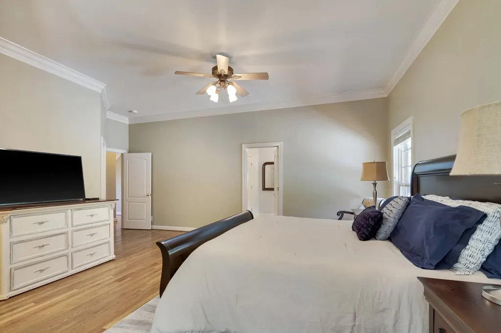 8216 W Chase Court Nashville TN 37221