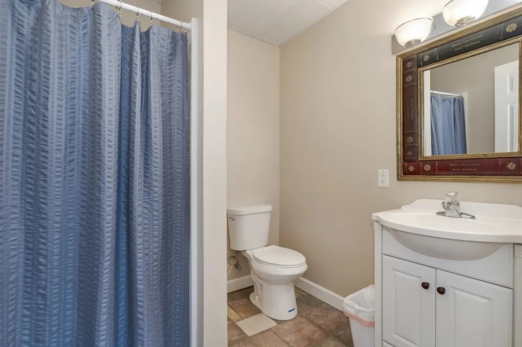 8216 W Chase Court Nashville TN 37221