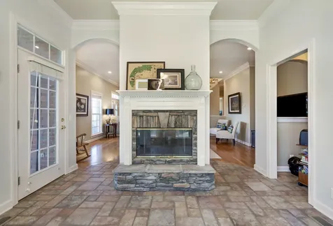 8216 W Chase Court Nashville TN 37221