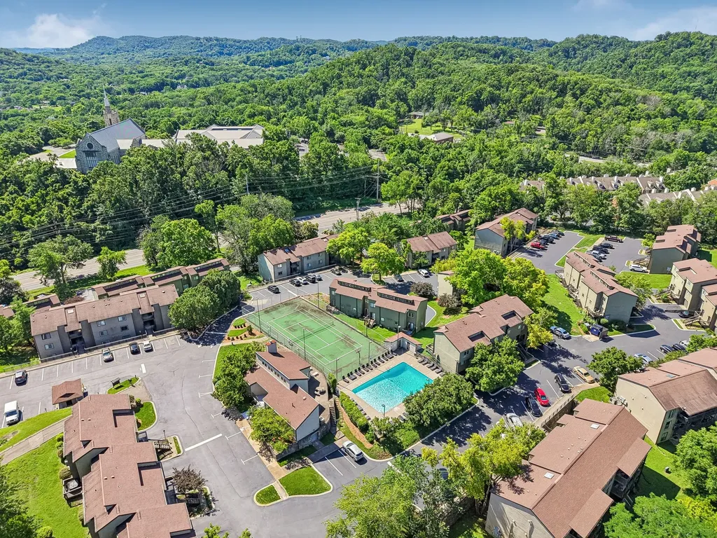 243 Summit Ridge Drive Nashville TN 37215
