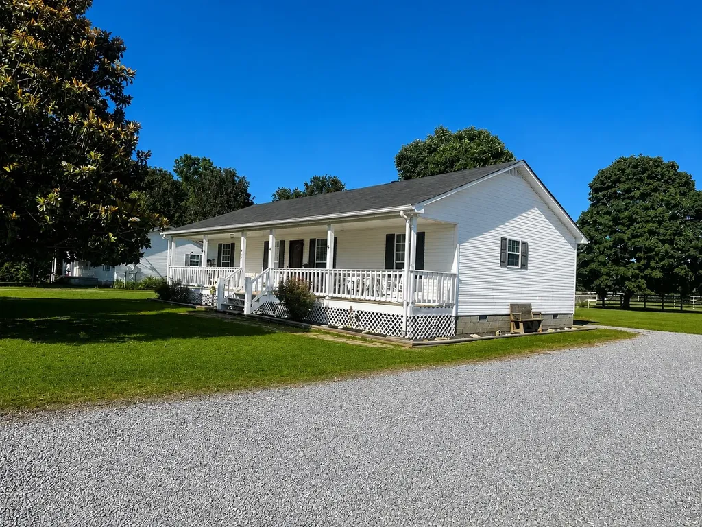 225 Woodbury Highway Liberty TN 37095