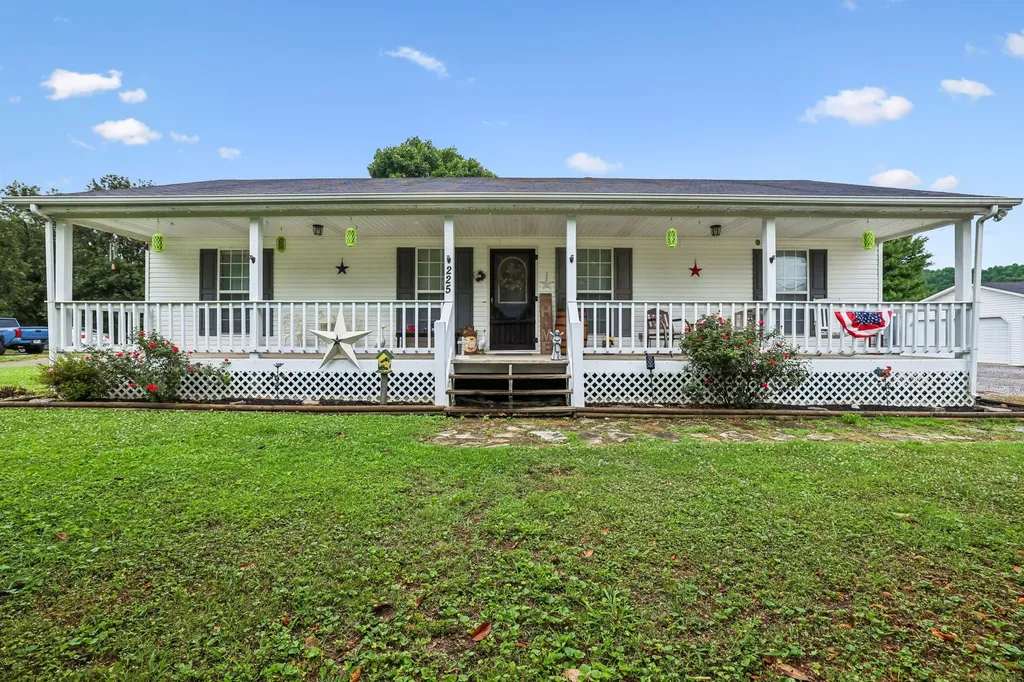 225 Woodbury Highway Liberty TN 37095