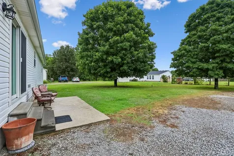 225 Woodbury Highway Liberty TN 37095