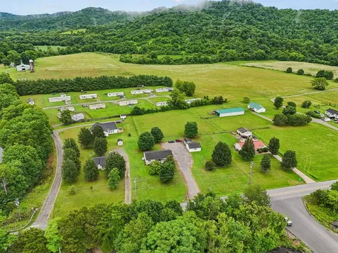 225 Woodbury Highway Liberty TN 37095
