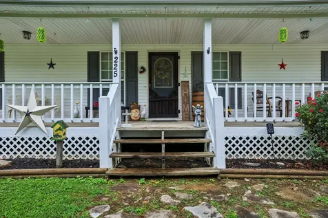 225 Woodbury Highway Liberty TN 37095