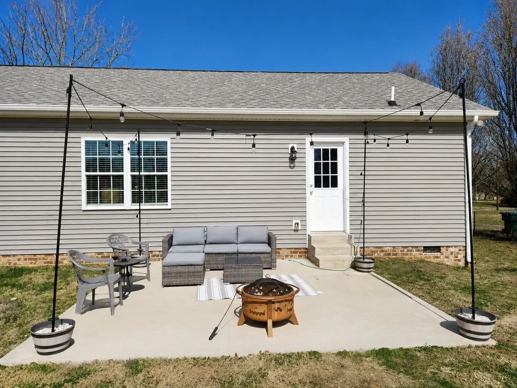 355 N Harris Road Portland TN 37148