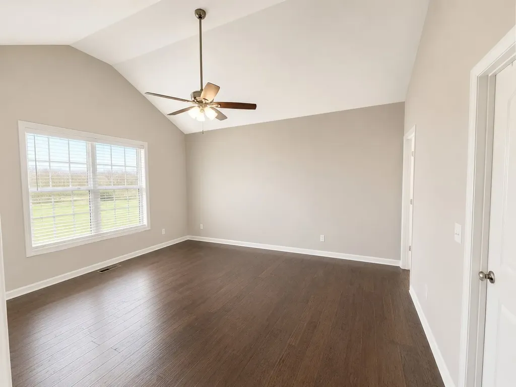 355 N Harris Road Portland TN 37148