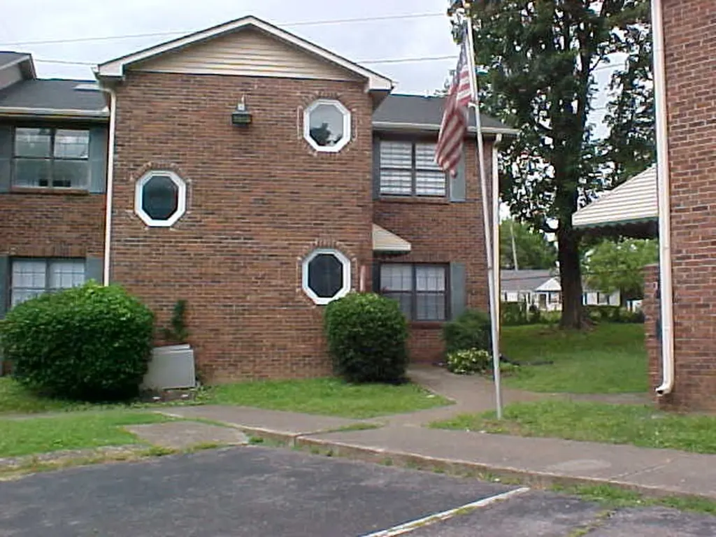 105 Point East Drive Nashville TN 37216