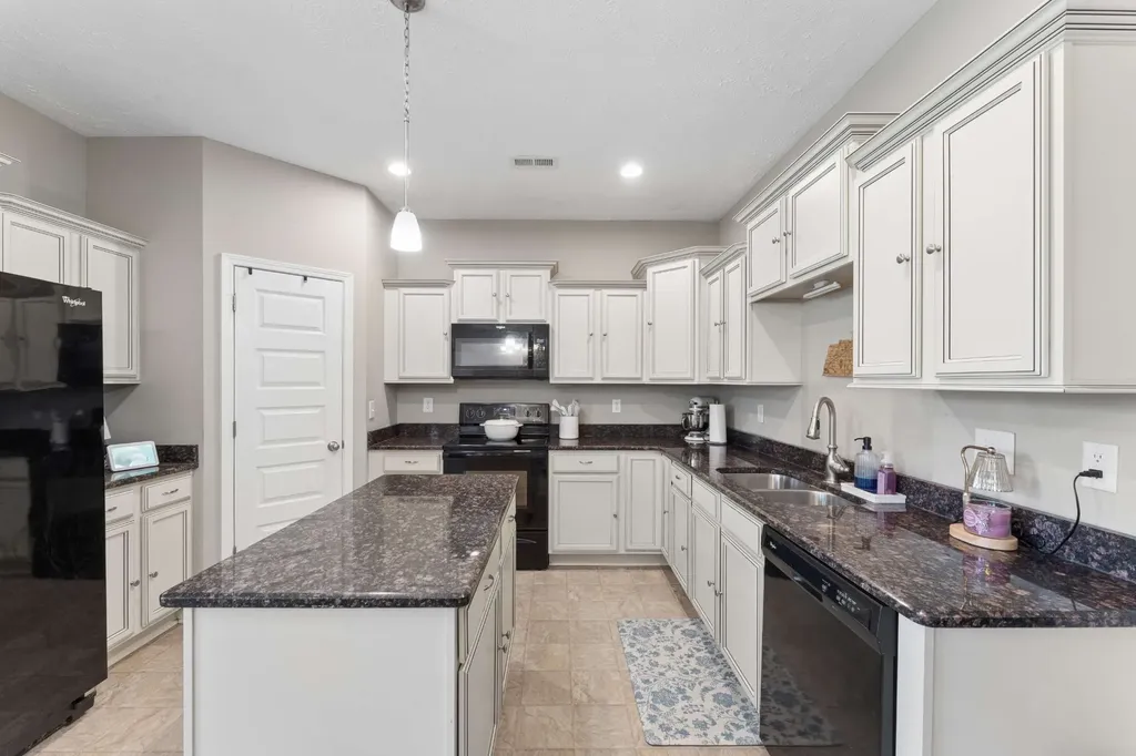 1410 Alamo Avenue Murfreesboro TN 37129