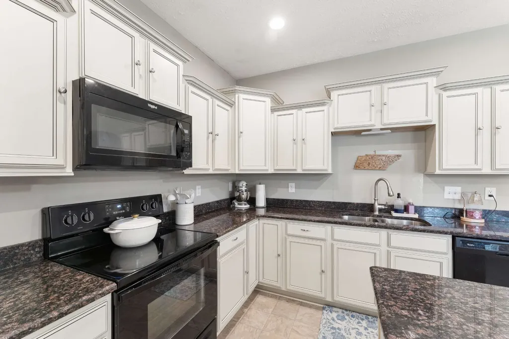 1410 Alamo Avenue Murfreesboro TN 37129