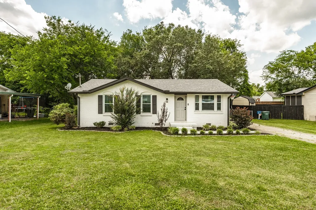 1308 Knoll Lane Lebanon TN 37087