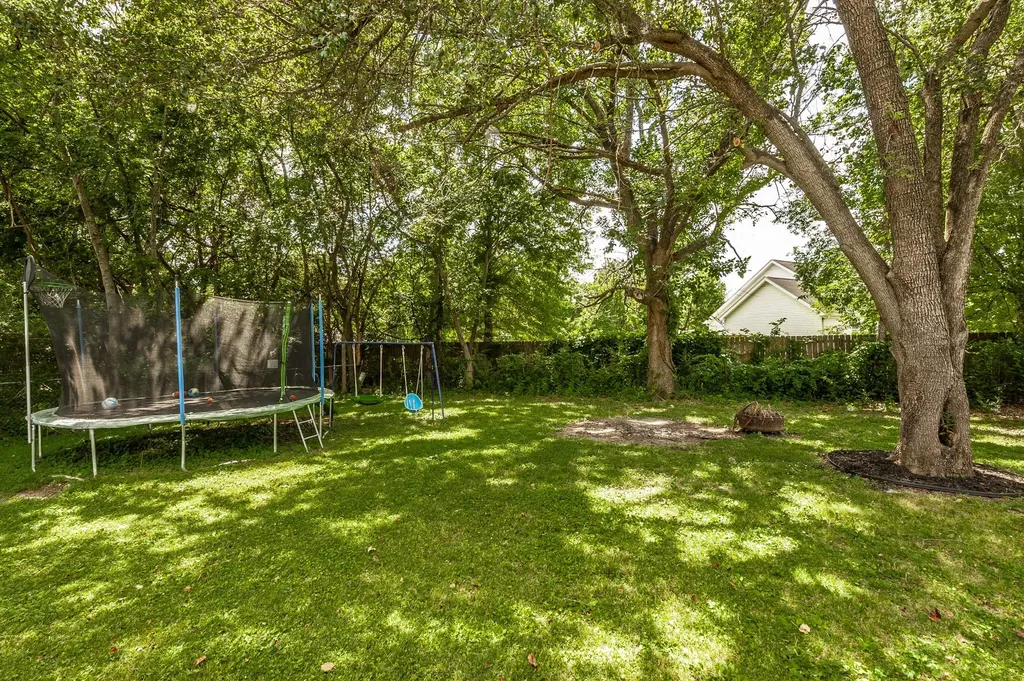 1308 Knoll Lane Lebanon TN 37087