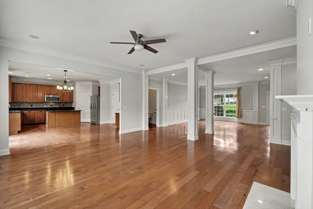 1214 Broadmoor Circle Franklin TN 37067