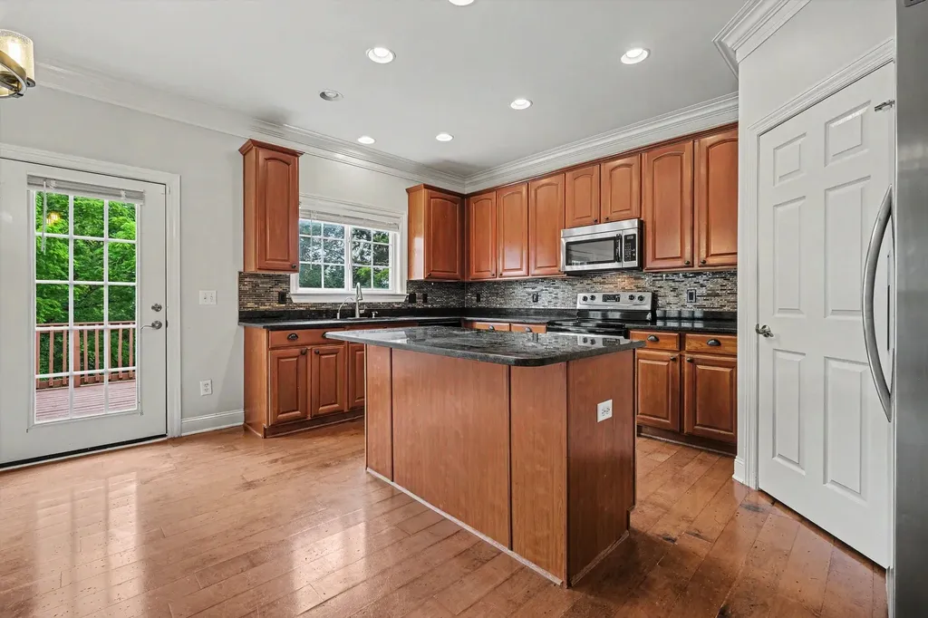 1214 Broadmoor Circle Franklin TN 37067