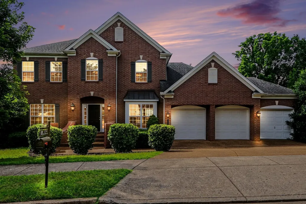 1214 Broadmoor Circle Franklin TN 37067