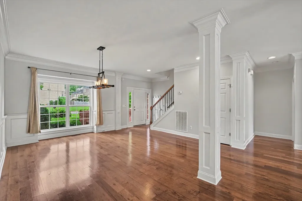 1214 Broadmoor Circle Franklin TN 37067