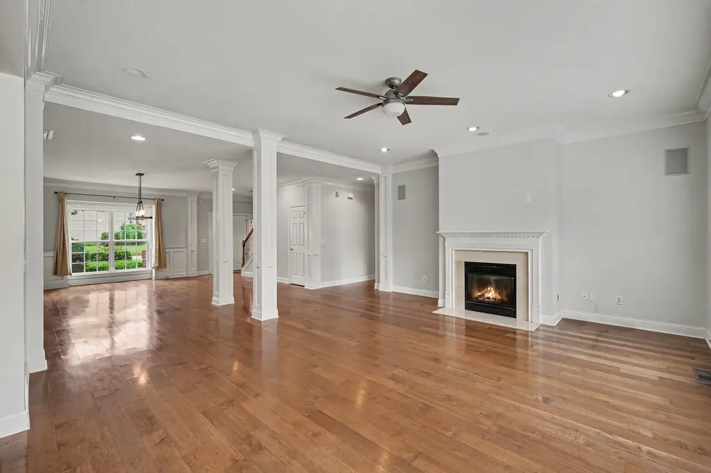 1214 Broadmoor Circle Franklin TN 37067