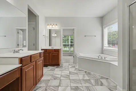1214 Broadmoor Circle Franklin TN 37067