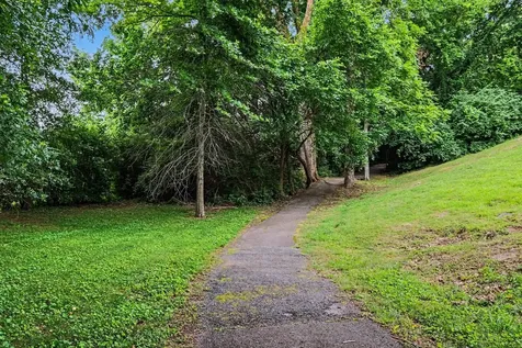 1214 Broadmoor Circle Franklin TN 37067