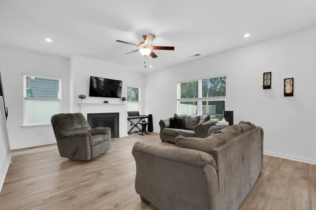 497 Buddy Drive Columbia TN 38401