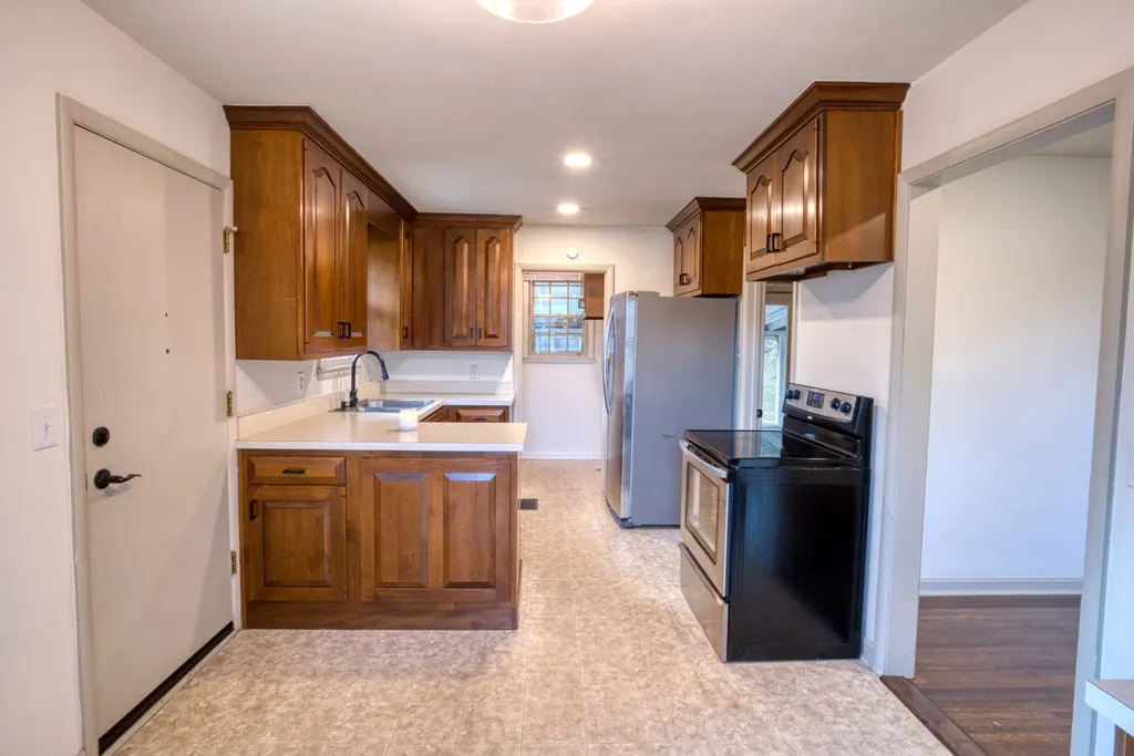 2538 Woodberry Drive Nashville TN 37214