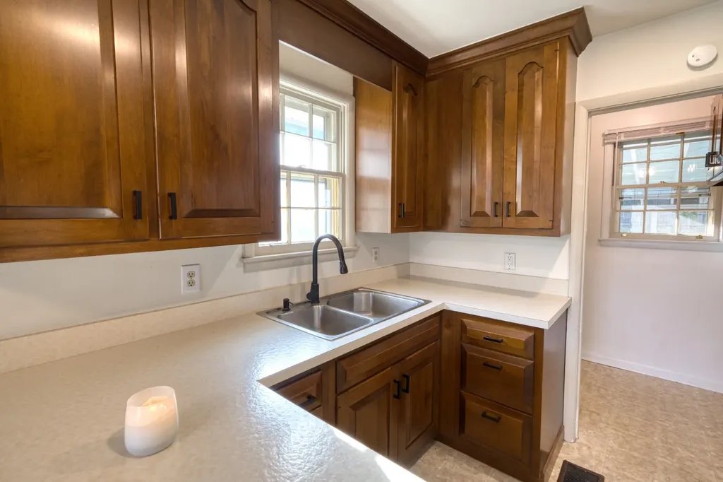 2538 Woodberry Drive Nashville TN 37214