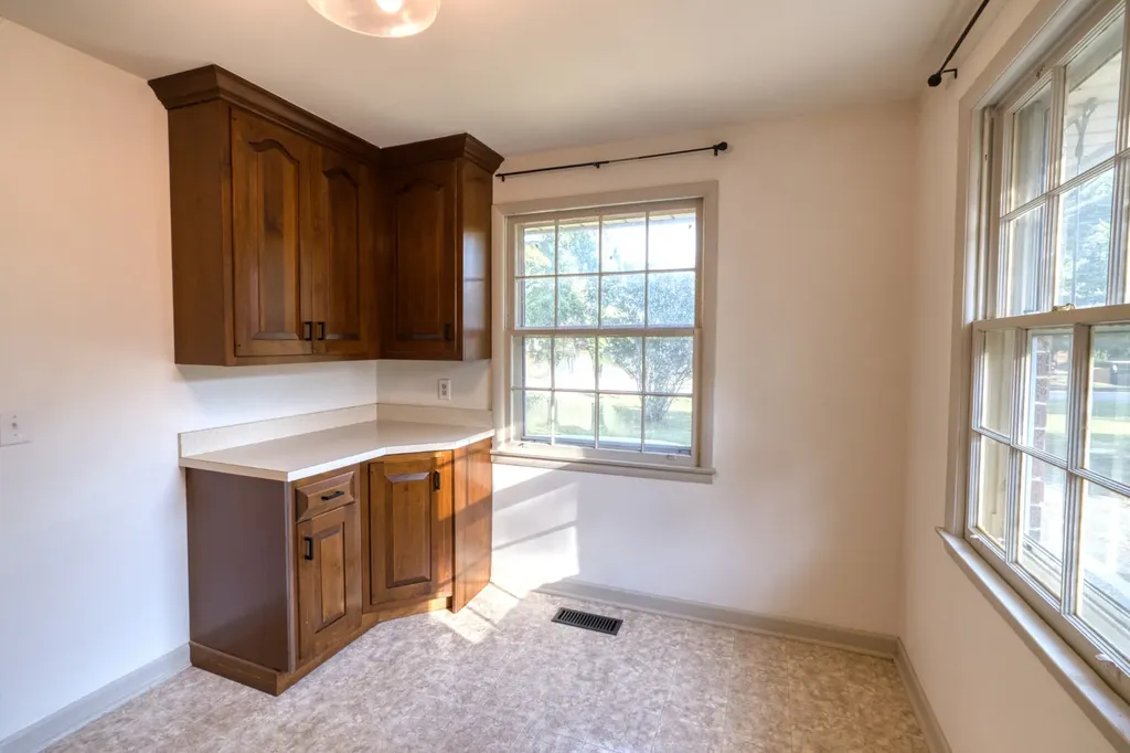 2538 Woodberry Drive Nashville TN 37214