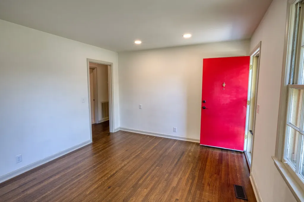 2538 Woodberry Drive Nashville TN 37214