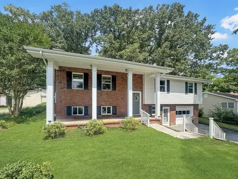 1025 S Seminole Drive Chattanooga TN 37412