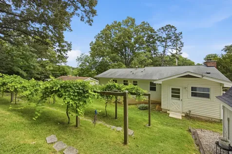 1025 S Seminole Drive Chattanooga TN 37412