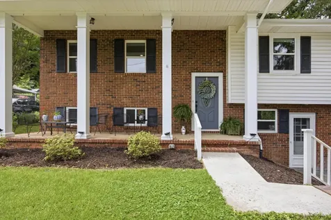 1025 S Seminole Drive Chattanooga TN 37412