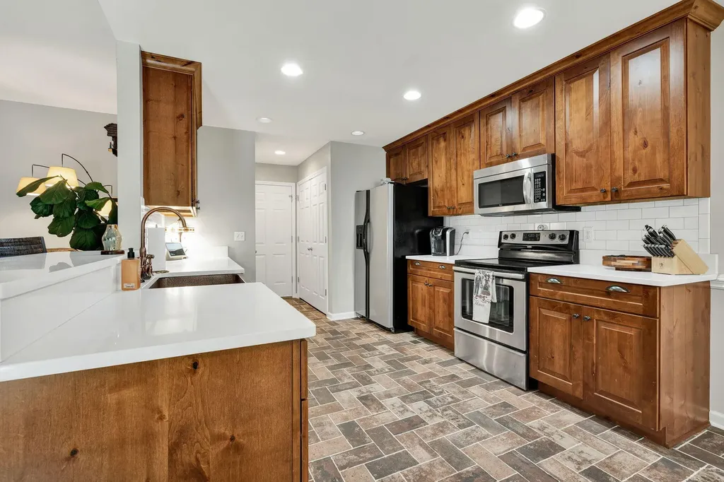 7534 Gawain Path Ooltewah TN 37363