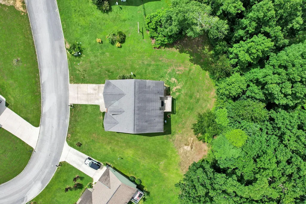 7534 Gawain Path Ooltewah TN 37363
