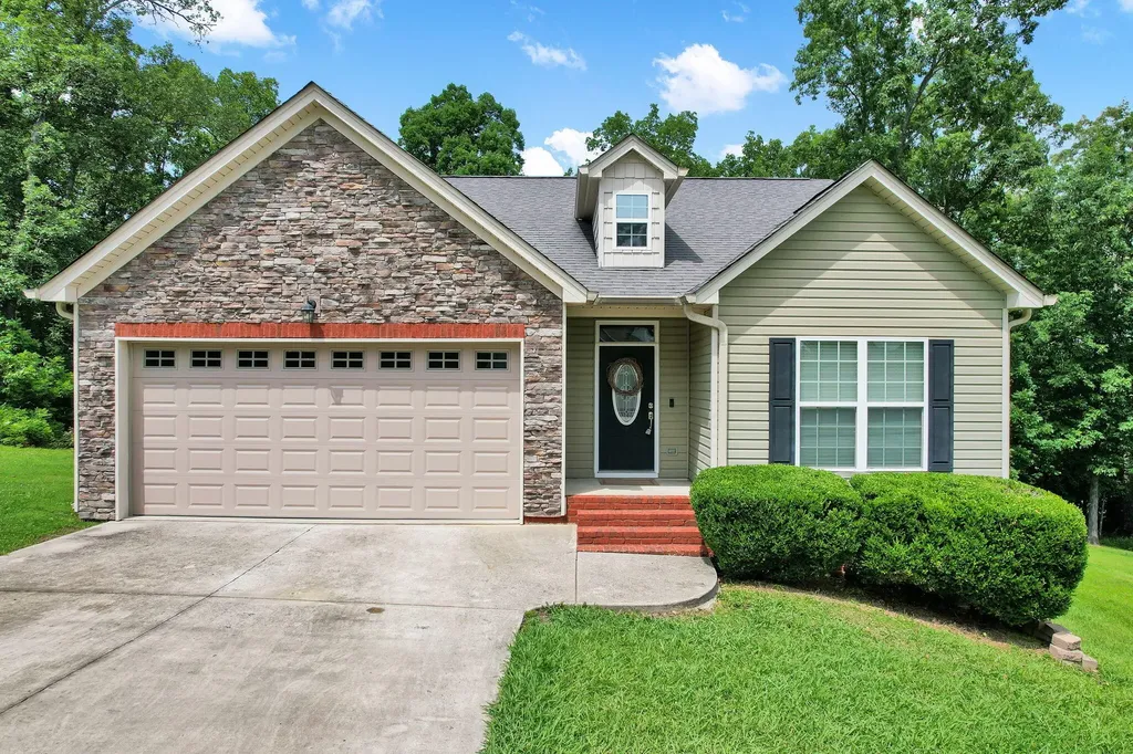 7534 Gawain Path Ooltewah TN 37363