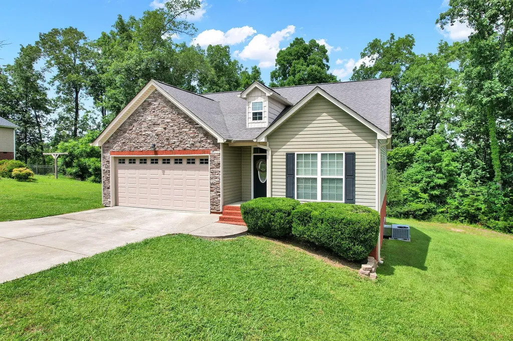 7534 Gawain Path Ooltewah TN 37363