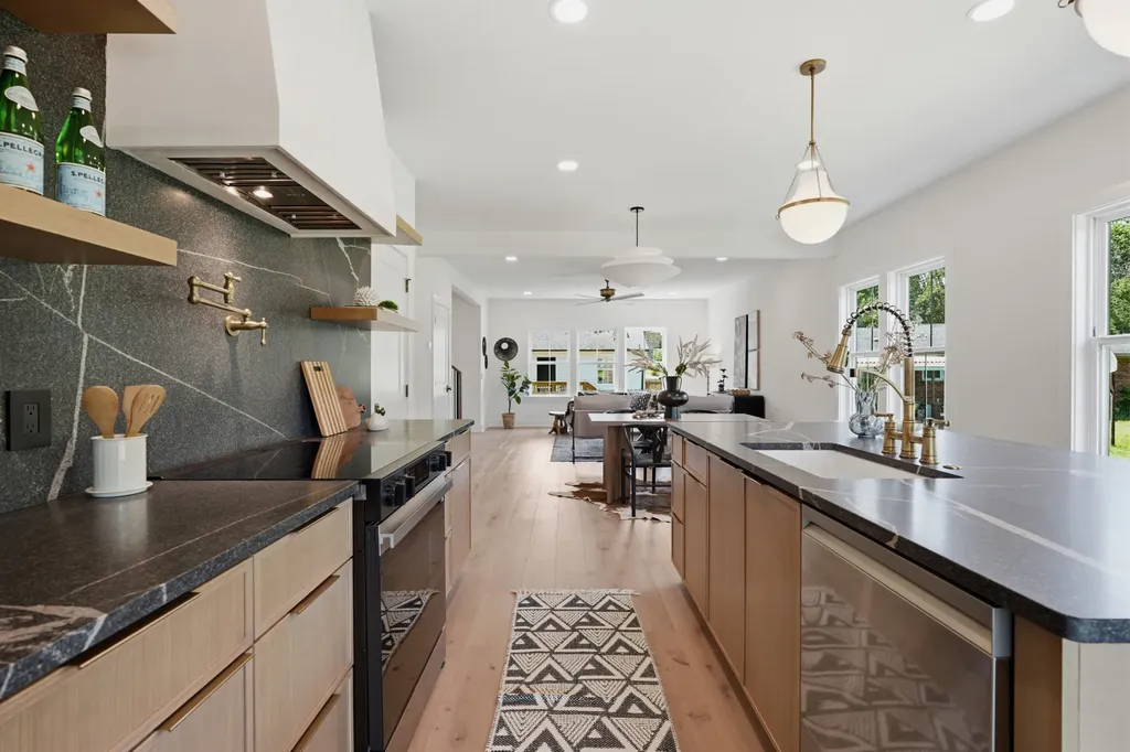 3819B Edwards Avenue Nashville TN 37216