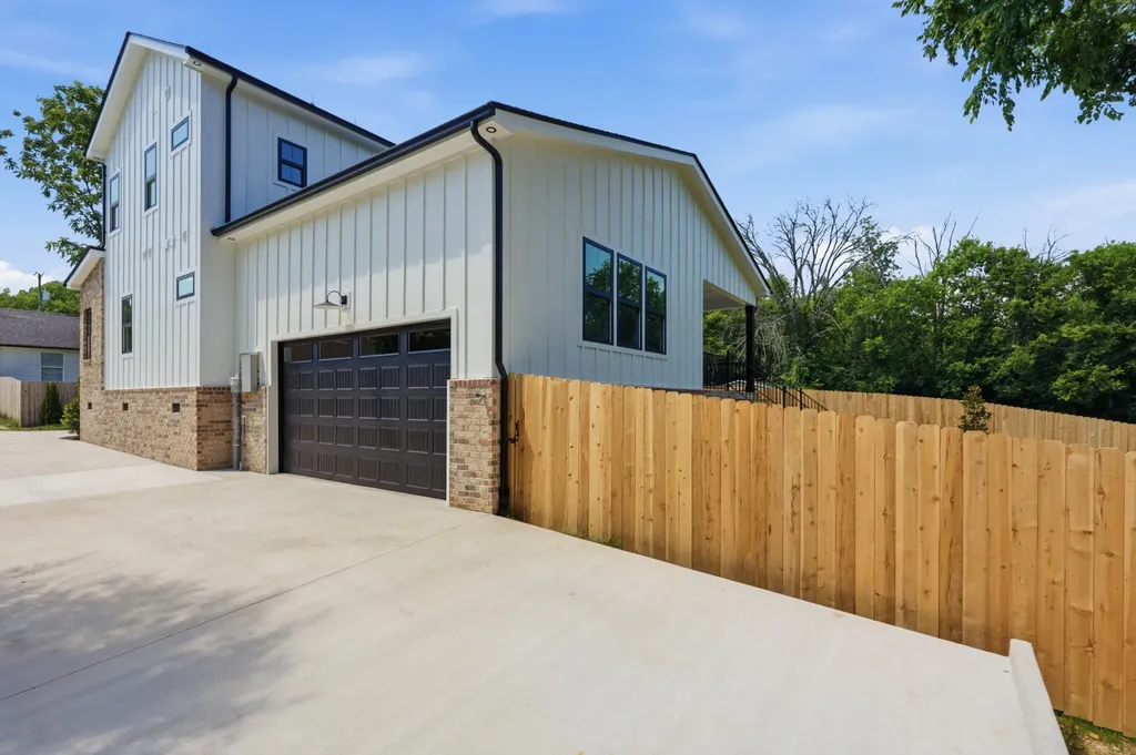 3819B Edwards Avenue Nashville TN 37216