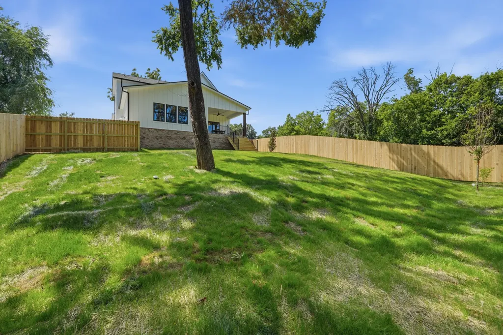 3819B Edwards Avenue Nashville TN 37216