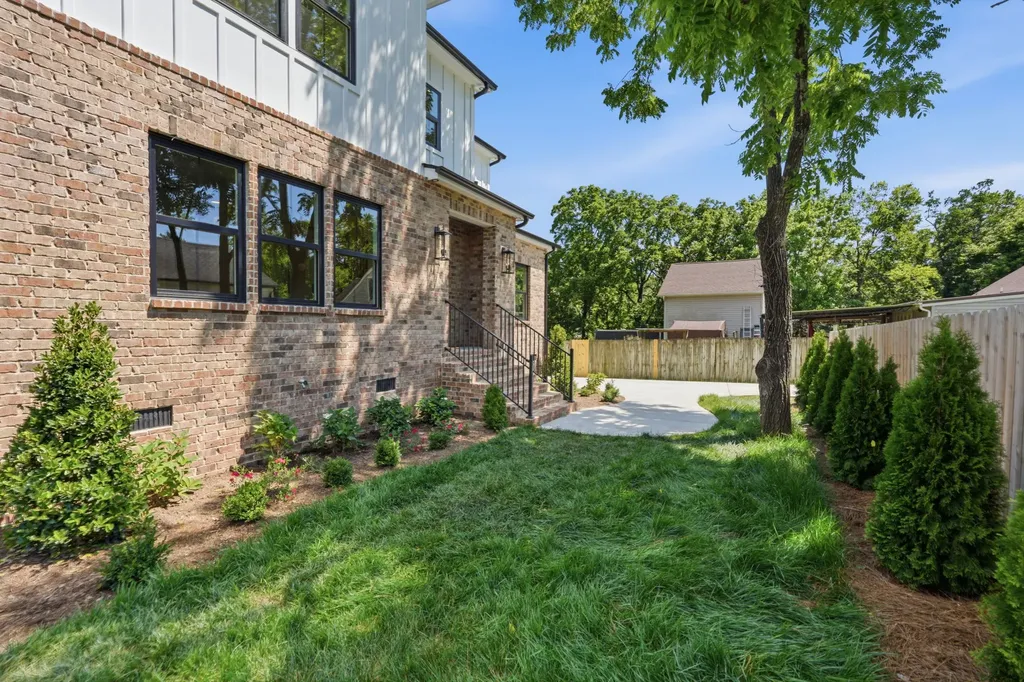 3819B Edwards Avenue Nashville TN 37216