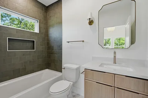 3819B Edwards Avenue Nashville TN 37216
